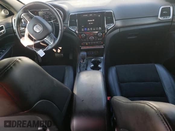 ✅ 2022 Jeep Grand Cherokee Laredo X • VIN: 1C4RJFAG3NC140519 • Lot: 84515734. Listed on Copart with 31,785 mi. Free auction sales archive from the USA and detailed vehicle history report at DreamBid. Image 8.