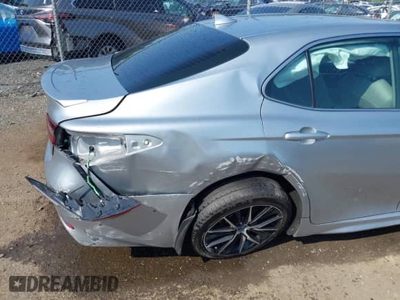 2023 Toyota Camry Hybrid SE с VIN 4T1G31AKXPU605704, выставлен на аукционе IAAI как лот 42419287 с пробегом 143 074 миль миль и . История ставок и продаж доступна на DreamBid. Изображение 17.