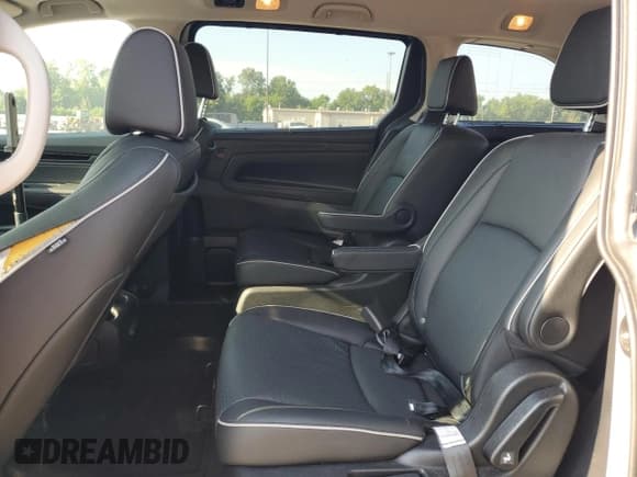 ✅ 2025 Honda Odyssey Elite • VIN: 5FNRL6H91SB062886 • Лот: 67974225. Опубликован ранее на Copart с пробегом 2 789 миль. Бесплатный доступ к архиву аукционных продаж из США и подробный отчёт об истории автомобиля на DreamBid. Изображение 11.