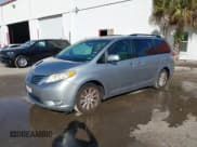 ✅ 2011 Toyota Sienna XLE • VIN: 5TDYK3DC4BS012512 • Lot: 43764837. Listed on IAAI with 291,739 mi. Free auction sales archive from the USA and detailed vehicle history report at DreamBid. Image 17.