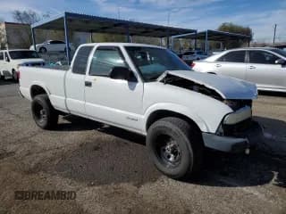 ✅ 2003 Chevrolet S-10 • VIN: 1GCDT19X438251494 • Лот: 46087185. Опубликован ранее на Copart с пробегом Не указан. Бесплатный доступ к архиву аукционных продаж из США и подробный отчёт об истории автомобиля на DreamBid. Изображение 4.