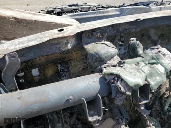 ✅ 2014 Ford Mustang GT Premium • VIN: 1ZVBP8CF7E5305408 • Lot: 65229625. Wystawiony na Copart z przebiegiem Nie podano. Bezpłatny archiwum sprzedaży aukcyjnych z USA i szczegółowy raport historii pojazdu na DreamBid. Zdjęcie 9.