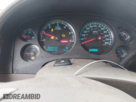 ✅ 2014 Chevrolet Tahoe LT • VIN: 1GNSCBE01ER202991 • Lot: 43781591. Listed on IAAI with 305,243 mi. Free auction sales archive from the USA and detailed vehicle history report at DreamBid. Image 7.