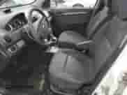 2009 Chevrolet Aveo 1LT z VIN KL1TD56E49B375528, wystawiony jako Copart lot #41347065 z przebiegiem 200 802 mil mil oraz Czysty tytuł • Clean title. Historia ofert i sprzedaży dostępna na DreamBid. Obrazek 7.