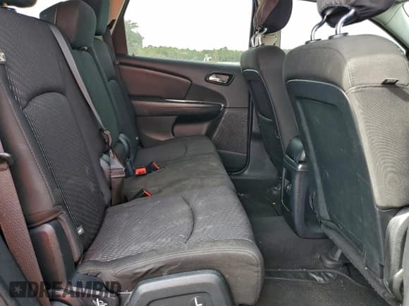 ✅ 2017 Dodge Journey SXT • VIN: 3C4PDCBG1HT511195 • Lot: 94061615. Wystawiony na Copart z przebiegiem 148 155 mil. Bezpłatny archiwum sprzedaży aukcyjnych z USA i szczegółowy raport historii pojazdu na DreamBid. Zdjęcie 11.