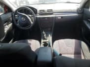 ✅ 2004 Mazda 3 s • VIN: JM1BK143941201649 • Lot: 61641585. Wystawiony na Copart z przebiegiem 199 260 mil. Bezpłatny archiwum sprzedaży aukcyjnych z USA i szczegółowy raport historii pojazdu na DreamBid. Zdjęcie 8.