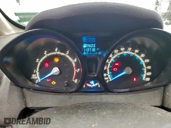 ✅ 2014 Ford Fiesta S • VIN: 3FADP4TJ3EM110981 • Lot: 95124375. Wystawiony na Copart z przebiegiem 113 718 mil. Bezpłatny archiwum sprzedaży aukcyjnych z USA i szczegółowy raport historii pojazdu na DreamBid. Zdjęcie 9.