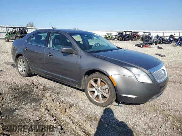 ✅ 2011 Mercury Milan Premier • VIN: 3MEHM0JA4BR604019 • Lot: 90830005. Wystawiony na Copart z przebiegiem Nie podano. Bezpłatny archiwum sprzedaży aukcyjnych z USA i szczegółowy raport historii pojazdu na DreamBid. Zdjęcie 4.