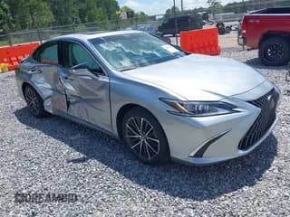 ✅ 2022 Lexus ES 350 • VIN: 58ADZ1B12NU123466 • Lot: 42482500. Wystawiony na IAAI z przebiegiem 19 276 mil. Bezpłatny archiwum sprzedaży aukcyjnych z USA i szczegółowy raport historii pojazdu na DreamBid. Zdjęcie 1.