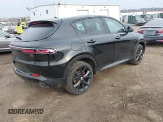 2024 Dodge Hornet R/T с VIN ZACPDFCW7R3A21951, выставлен на аукционе IAAI как лот 41671892 с пробегом 8 888 миль миль и . История ставок и продаж доступна на DreamBid. Изображение 4.