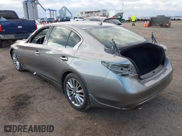 ✅ 2018 Infiniti Q50 Luxe • VIN: JN1EV7ARXJM611308 • Lot: 43496524. Wystawiony na IAAI z przebiegiem 50 623 mil. Bezpłatny archiwum sprzedaży aukcyjnych z USA i szczegółowy raport historii pojazdu na DreamBid. Zdjęcie 3.