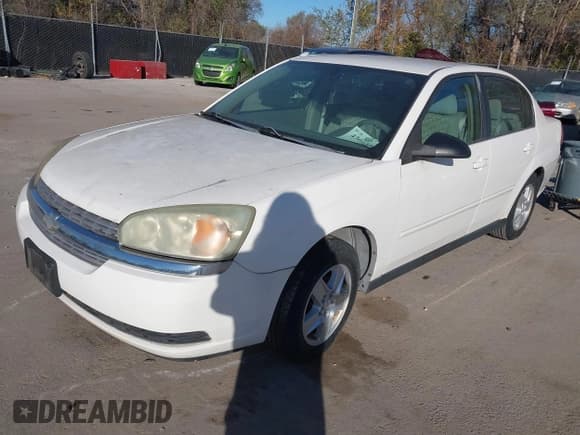 ✅ 2004 Chevrolet Malibu LS • VIN: 1G1ZT52884F227284 • Lot: 43663518. Listed on IAAI with 113,663 mi. Free auction sales archive from the USA and detailed vehicle history report at DreamBid. Image 2.