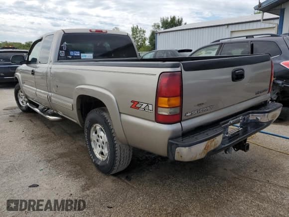 ✅ 2000 Chevrolet Silverado 1500 LT • VIN: 1GCEK19TXYE333162 • Лот: 69134024. Опубликован ранее на Copart с пробегом 87 839 миль. Бесплатный доступ к архиву аукционных продаж из США и подробный отчёт об истории автомобиля на DreamBid. Изображение 2.