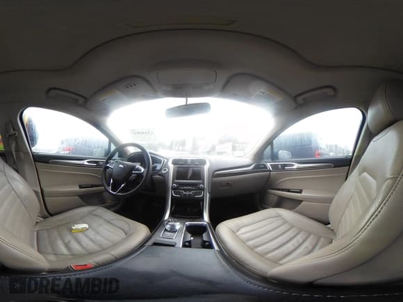 ✅ 2017 Ford Fusion SE • VIN: 3FA6P0T90HR136047 • Lot: 43446847. Wystawiony na IAAI z przebiegiem 103 133 mil. Bezpłatny archiwum sprzedaży aukcyjnych z USA i szczegółowy raport historii pojazdu na DreamBid. Zdjęcie 18.