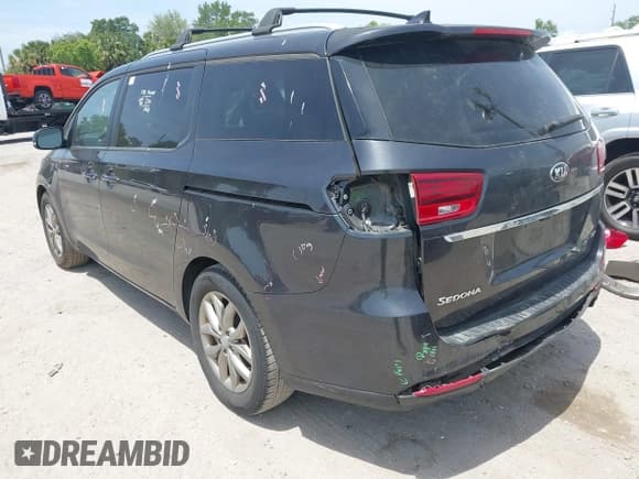 ✅ 2020 Kia Sedona EX • VIN: KNDMB5C14L6596843 • Lot: 42074858. Wystawiony na IAAI z przebiegiem 82 294 mil. Bezpłatny archiwum sprzedaży aukcyjnych z USA i szczegółowy raport historii pojazdu na DreamBid. Zdjęcie 3.