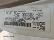 ✅ 1995 Toyota 4Runner • VIN: JT3VN29V3S0048973 • Lot: 62221245. Wystawiony na Copart z przebiegiem 237 992 mil. Bezpłatny archiwum sprzedaży aukcyjnych z USA i szczegółowy raport historii pojazdu na DreamBid. Zdjęcie 13.