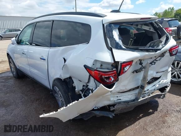 ✅ 2016 Chevrolet Traverse LT • VIN: 1GNKRGKD4GJ317797 • Lot: 43252239. Wystawiony na IAAI z przebiegiem 117 718 mil. Bezpłatny archiwum sprzedaży aukcyjnych z USA i szczegółowy raport historii pojazdu na DreamBid. Zdjęcie 3.