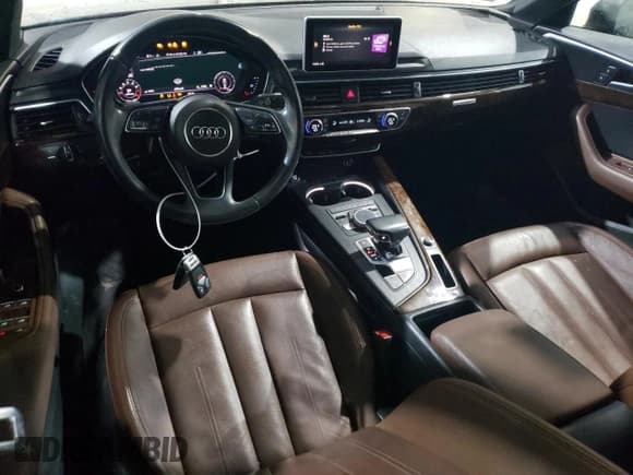 ✅ 2018 Audi A4 • VIN: WAUDNBF47JA222939 • Лот: 43233175. Опубликован ранее на Copart с пробегом 109 312 миль. Бесплатный доступ к архиву аукционных продаж из США и подробный отчёт об истории автомобиля на DreamBid. Изображение 8.