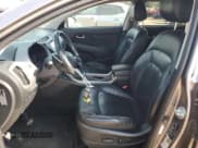 ✅ 2016 Kia Sportage EX • VIN: KNDPCCAC4G7830725 • Lot: 80115485. Wystawiony na Copart z przebiegiem 131 789 mil. Bezpłatny archiwum sprzedaży aukcyjnych z USA i szczegółowy raport historii pojazdu na DreamBid. Zdjęcie 7.