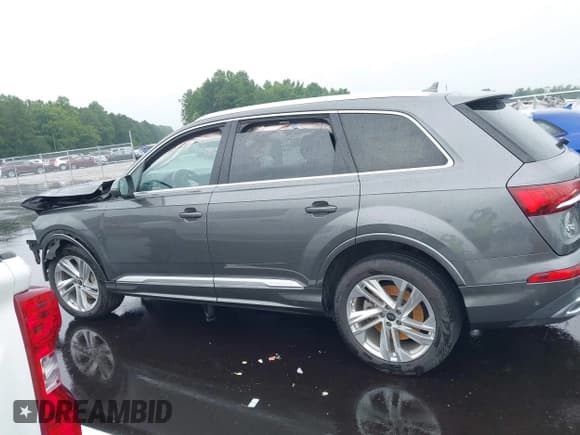 ✅ 2023 Audi Q7 Premium Plus • VIN: WA1LCBF7XPD019690 • Lot: 42937096. Listed on IAAI with Not provided. Free auction sales archive from the USA and detailed vehicle history report at DreamBid. Image 14.