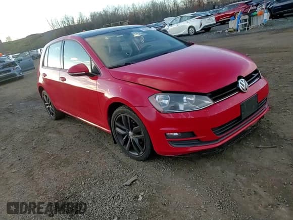✅ 2015 Volkswagen Golf TSI S • VIN: 3VW217AU7FM009524 • Lot: 92803295. Listed on Copart with 105,481 mi. Free auction sales archive from the USA and detailed vehicle history report at DreamBid. Image 13.