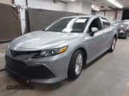 ✅ 2024 Toyota Camry LE • VIN: 4T1C11AK7RU226196 • Лот: 43483021. Опубликован ранее на IAAI с пробегом 31 031 миль. Бесплатный доступ к архиву аукционных продаж из США и подробный отчёт об истории автомобиля на DreamBid. Изображение 2.