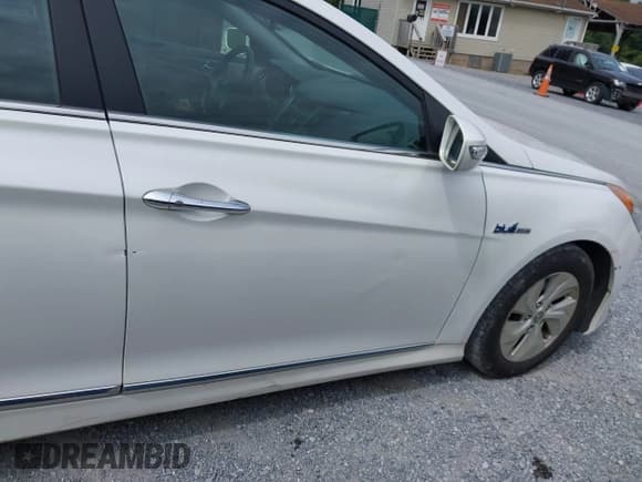 ✅ 2013 Hyundai Sonata Limited • VIN: KMHEC4A43DA087877 • Лот: 42948654. Опубликован ранее на IAAI с пробегом 161 698 миль. Бесплатный доступ к архиву аукционных продаж из США и подробный отчёт об истории автомобиля на DreamBid. Изображение 15.