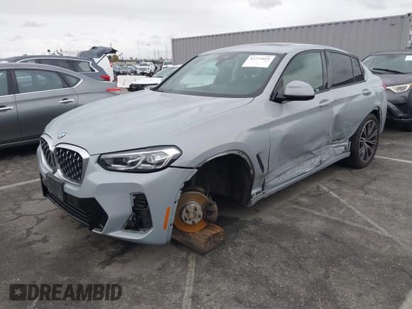 ✅ 2022 BMW X4 xDrive30i • VIN: 5UX33DT06N9M40667 • Lot: 43715611. Listed on IAAI with 54,040 mi. Free auction sales archive from the USA and detailed vehicle history report at DreamBid. Image 2.