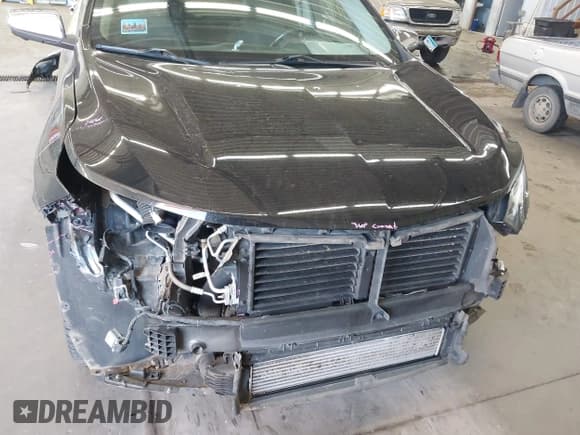 ✅ 2019 Chevrolet Equinox Premier • VIN: 2GNAXXEV6K6104555 • Lot: 43533915. Listed on IAAI with 113,295 mi. Free auction sales archive from the USA and detailed vehicle history report at DreamBid. Image 6.