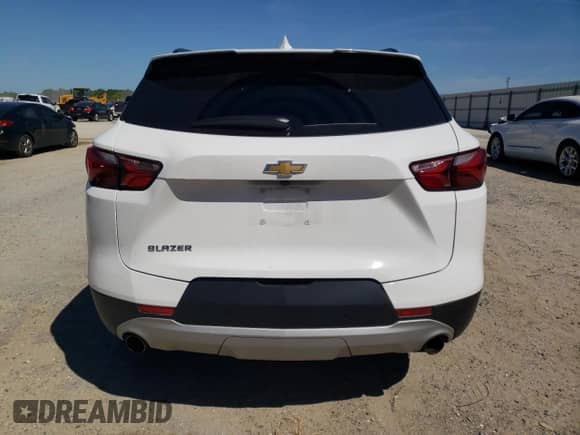 2022 Chevrolet Blazer LT z VIN 3GNKBCR40NS210180, wystawiony jako Copart lot #45866783 z przebiegiem 14 724 mil mil oraz . Historia ofert i sprzedaży dostępna na DreamBid. Obrazek 6.