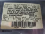 ✅ 2011 Nissan Versa S • VIN: 3N1BC1AP4BL419527 • Lot: 91400615. Wystawiony na Copart z przebiegiem 70 586 mil. Bezpłatny archiwum sprzedaży aukcyjnych z USA i szczegółowy raport historii pojazdu na DreamBid. Zdjęcie 12.