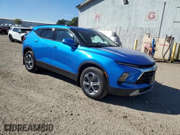 ✅ 2024 Chevrolet Blazer LT • VIN: 3GNKBJRS1RS150466 • Lot: 84257985. Listed on Copart with 6,775 mi. Free auction sales archive from the USA and detailed vehicle history report at DreamBid. Image 4.