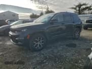 ✅ 2024 Jeep Grand Cherokee Limited • VIN: 1C4RJHBG6RC217755 • Лот: 93012095. Опубликован ранее на Copart с пробегом 11 995 миль. Бесплатный доступ к архиву аукционных продаж из США и подробный отчёт об истории автомобиля на DreamBid. Изображение 1.