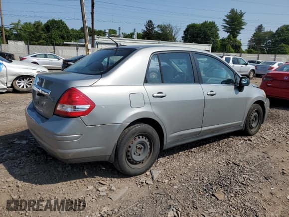 ✅ 2007 Nissan Versa SL • VIN: 3N1BC11E77L451507 • Lot: 59663715. Listed on Copart with 132,363 mi. Free auction sales archive from the USA and detailed vehicle history report at DreamBid. Image 3.