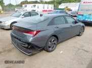 ✅ 2025 Hyundai Elantra SEL Sport • VIN: KMHLM4DG9SU995045 • Lot: 43324721. Listed on IAAI with 17,935 mi. Free auction sales archive from the USA and detailed vehicle history report at DreamBid. Image 4.