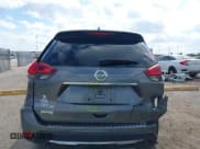 ✅ 2017 Nissan Rogue SL • VIN: 5N1AT2MT0HC881736 • Lot: 41506635. Listed on IAAI with 136,389 mi. Free auction sales archive from the USA and detailed vehicle history report at DreamBid. Image 16.