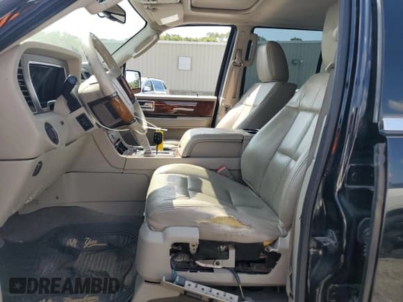 ✅ 2012 Lincoln Navigator • VIN: 5LMJJ2J54CEL01393 • Lot: 68107295. Listed on Copart with 103,350 mi. Free auction sales archive from the USA and detailed vehicle history report at DreamBid. Image 7.