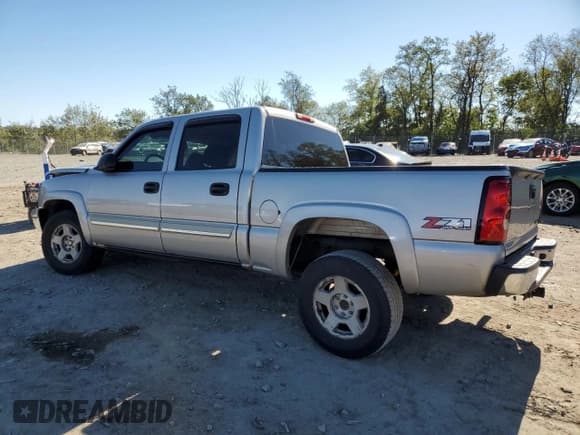 ✅ 2006 Chevrolet Silverado 1500 LT3 • VIN: 2GCEK13Z561316460 • Lot: 87057755. Listed on Copart with 236,228 mi. Free auction sales archive from the USA and detailed vehicle history report at DreamBid. Image 2.