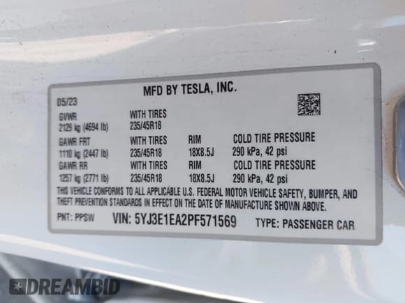 ✅ 2023 Tesla Model 3 • VIN: 5YJ3E1EA2PF571569 • Lot: 42288715. Wystawiony na IAAI z przebiegiem 30 271 mil. Bezpłatny archiwum sprzedaży aukcyjnych z USA i szczegółowy raport historii pojazdu na DreamBid. Zdjęcie 9.
