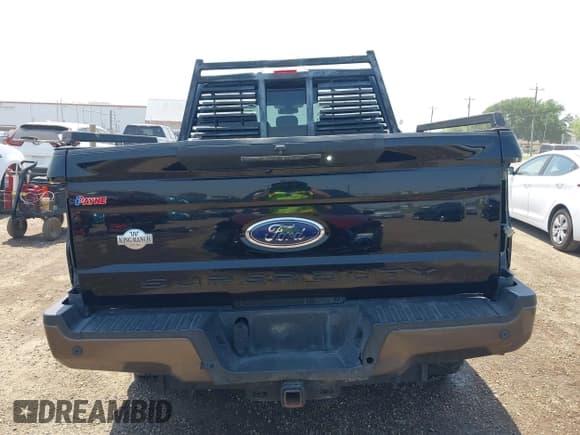 ✅ 2017 Ford F-250 Lariat • VIN: 1FT7W2BT9HED77389 • Lot: 41925246. Listed on IAAI with 167,271 mi. Free auction sales archive from the USA and detailed vehicle history report at DreamBid. Image 17.