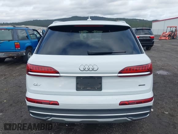 ✅ 2022 Audi Q7 Premium • VIN: WA1AXBF76ND012406 • Лот: 43633888. Опубликован ранее на IAAI с пробегом 42 874 миль. Бесплатный доступ к архиву аукционных продаж из США и подробный отчёт об истории автомобиля на DreamBid. Изображение 17.