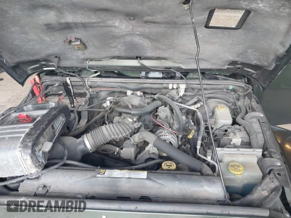 ✅ 2007 Jeep Wrangler Sahara • VIN: 1J4FA54187L125547 • Lot: 43487962. Listed on IAAI with 187,902 mi. Free auction sales archive from the USA and detailed vehicle history report at DreamBid. Image 10.