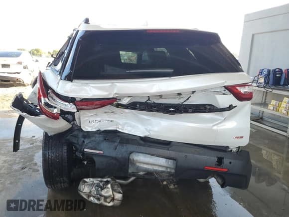 ✅ 2019 Chevrolet Traverse RS • VIN: 1GNERJKX3KJ245939 • Lot: 69176214. Wystawiony na Copart z przebiegiem Nie podano. Bezpłatny archiwum sprzedaży aukcyjnych z USA i szczegółowy raport historii pojazdu na DreamBid. Zdjęcie 6.