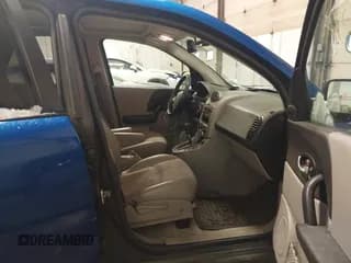 ✅ 2004 Saturn VUE V6 • VIN: 5GZCZ53414S858262 • Lot: 41941018. Wystawiony na IAAI z przebiegiem 222 632 mil. Bezpłatny archiwum sprzedaży aukcyjnych z USA i szczegółowy raport historii pojazdu na DreamBid. Zdjęcie 5.