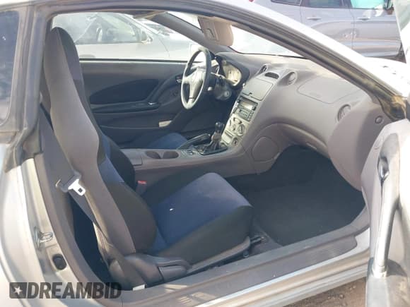 ✅ 2000 Toyota Celica GTS • VIN: JTDDY32T8Y0032564 • Lot: 42676028. Listed on IAAI with 214,145 mi. Free auction sales archive from the USA and detailed vehicle history report at DreamBid. Image 5.
