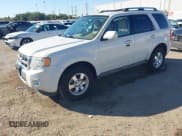 ✅ 2012 Ford Escape Limited • VIN: 1FMCU0EG1CKA91940 • Lot: 43602430. Wystawiony na IAAI z przebiegiem 109 837 mil. Bezpłatny archiwum sprzedaży aukcyjnych z USA i szczegółowy raport historii pojazdu na DreamBid. Zdjęcie 17.