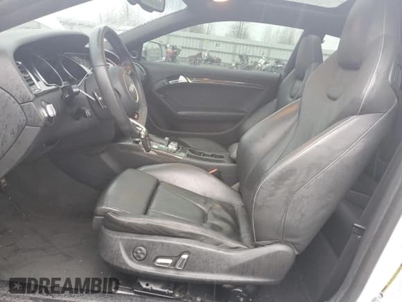 ✅ 2013 Audi RS 5 • VIN: WUAC6AFR4DA902998 • Lot: 46179095. Listed on Copart with 79,590 mi. Free auction sales archive from the USA and detailed vehicle history report at DreamBid. Image 7.