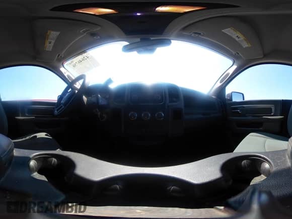 2016 Ram 1500 Tradesman z VIN 3C6JR6DT6GG255959, wystawiony jako IAAI lot #42646756 z przebiegiem 206 852 mil mil oraz . Historia ofert i sprzedaży dostępna na DreamBid. Obrazek 21.