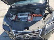 ✅ 2019 Lexus NX 300h • VIN: JTJBJRBZ9K2120521 • Lot: 64835335. Wystawiony na Copart z przebiegiem 42 540 mil. Bezpłatny archiwum sprzedaży aukcyjnych z USA i szczegółowy raport historii pojazdu na DreamBid. Zdjęcie 12.