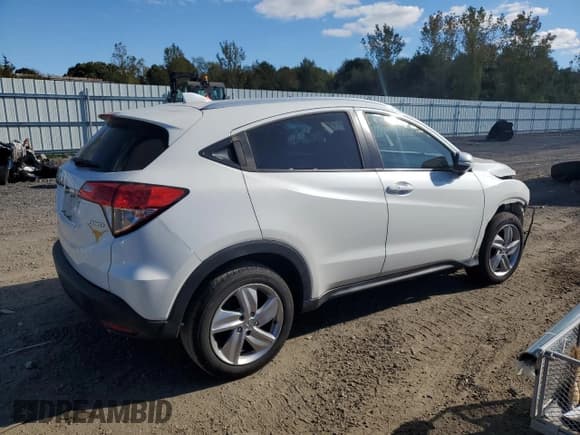 ✅ 2019 Honda HR-V EX • VIN: 3CZRU6H52KM720876 • Lot: 84963045. Wystawiony na Copart z przebiegiem 69 691 mil. Bezpłatny archiwum sprzedaży aukcyjnych z USA i szczegółowy raport historii pojazdu na DreamBid. Zdjęcie 3.